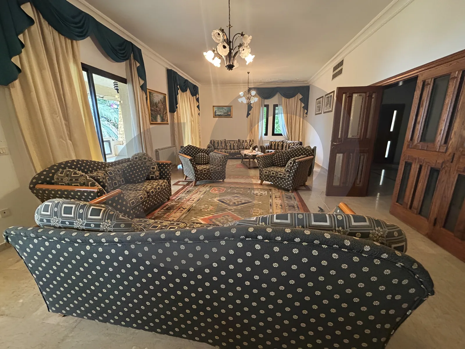 Villa for Sale in Jdayel - 9 bed, 13 bath