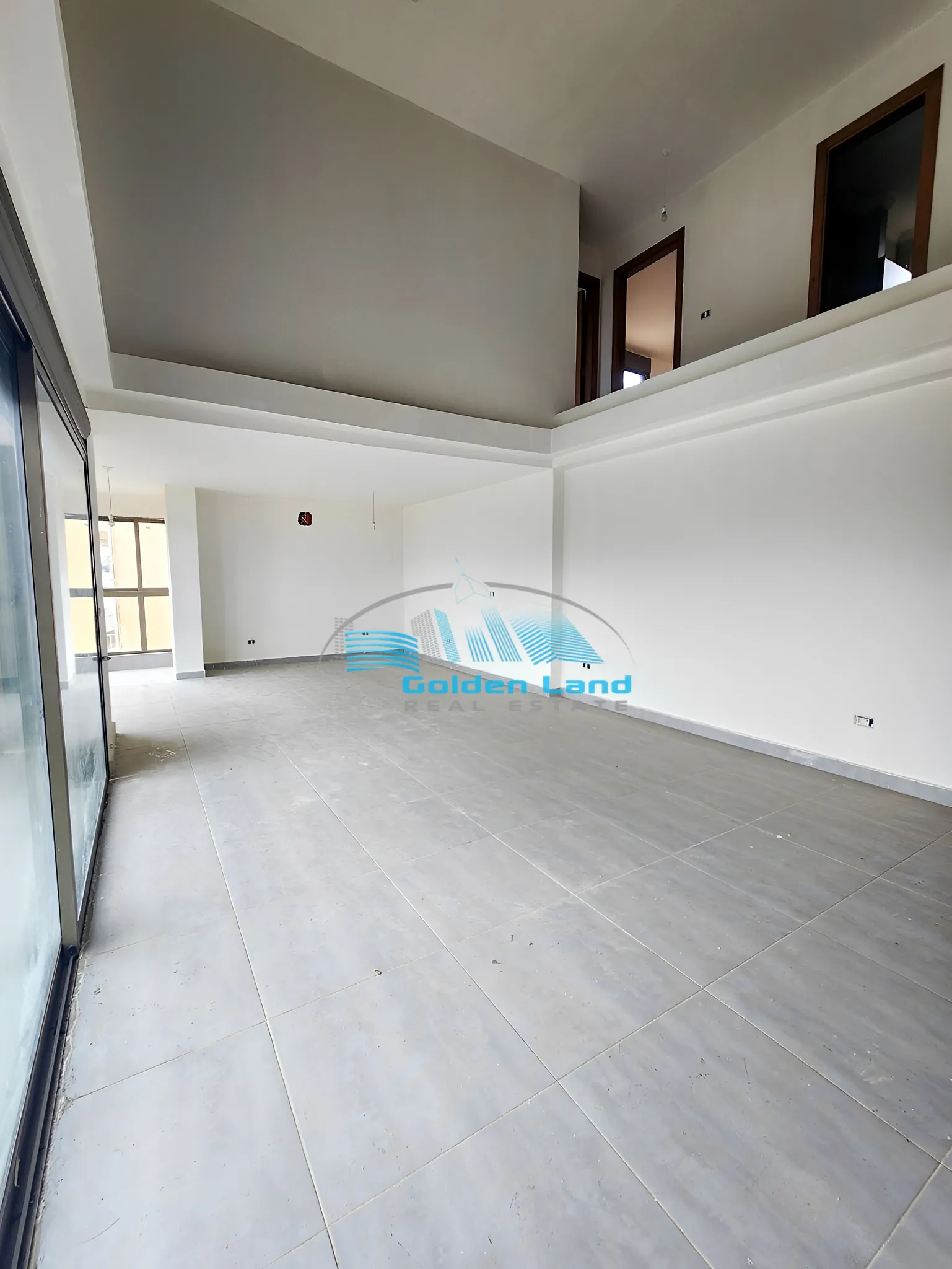 Triplex for Sale in Baabdat