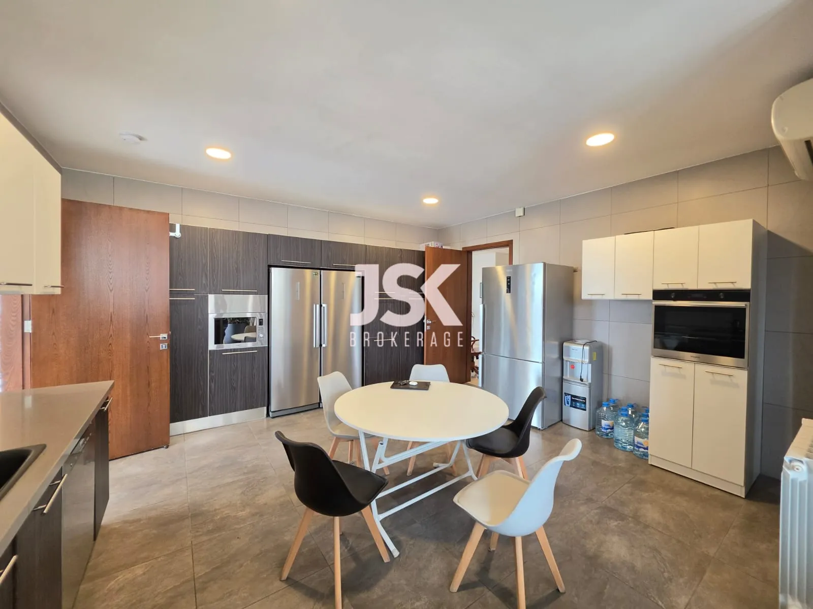 Apartment for Sale in Yarzeh