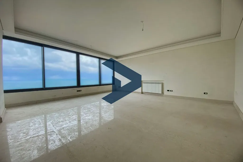 Apartment for rent in Hamra, Beirut, Lebanon - 2 bed, 3 bath
