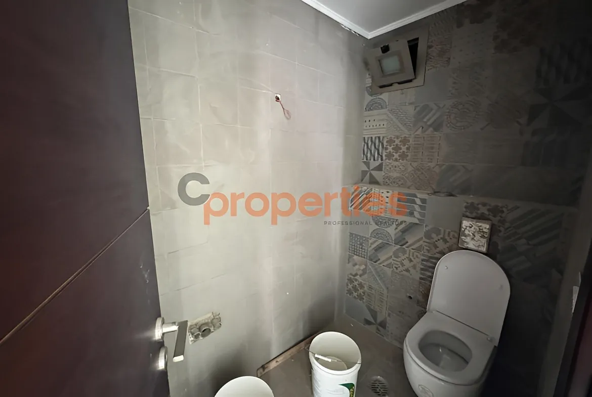 Apartment for Sale in Montiverdi - 3 bed, 5 bath