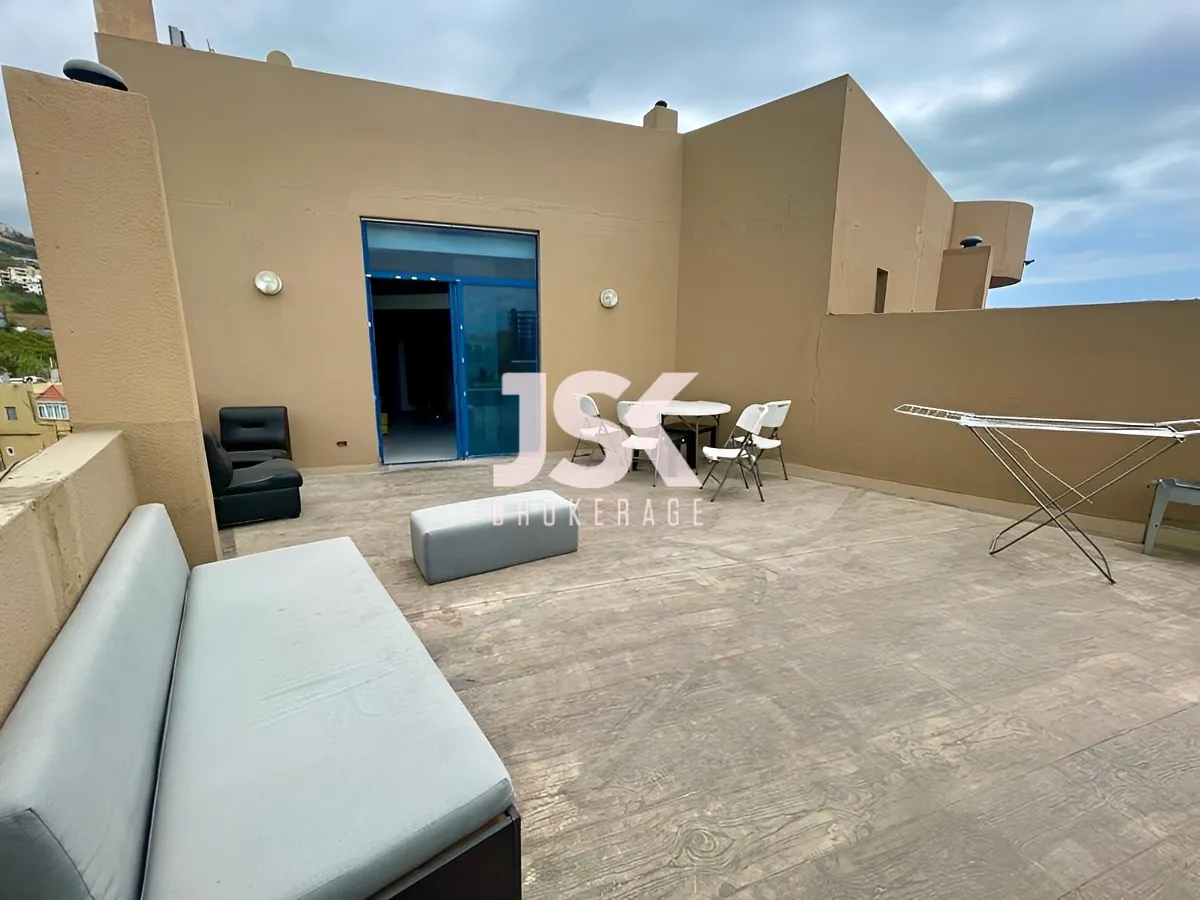 Chalet for sale in Halat