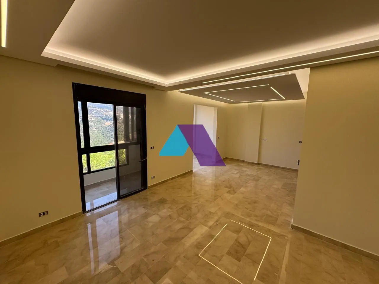 Apartment for Sale in Hosrayel