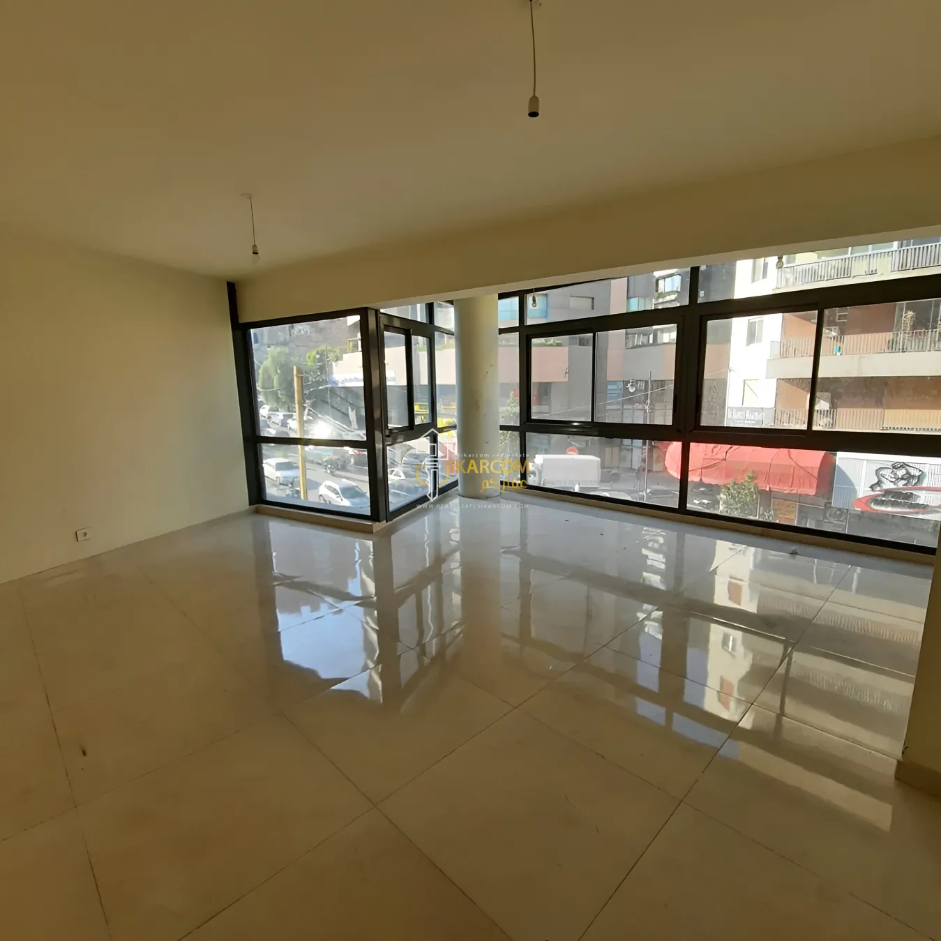 Apartment for sale in Achrafieh, Beirut, Lebanon - 2 bed, 3 bath