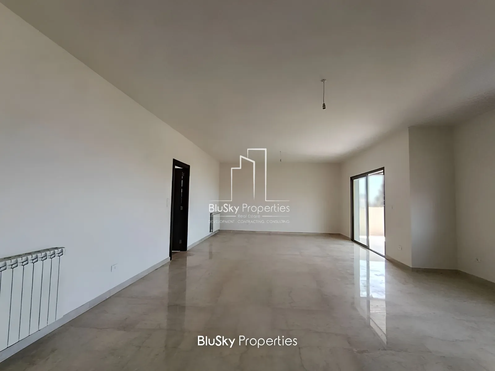 Apartment for Sale in Kfarhbeb - 3 bed, 4 bath