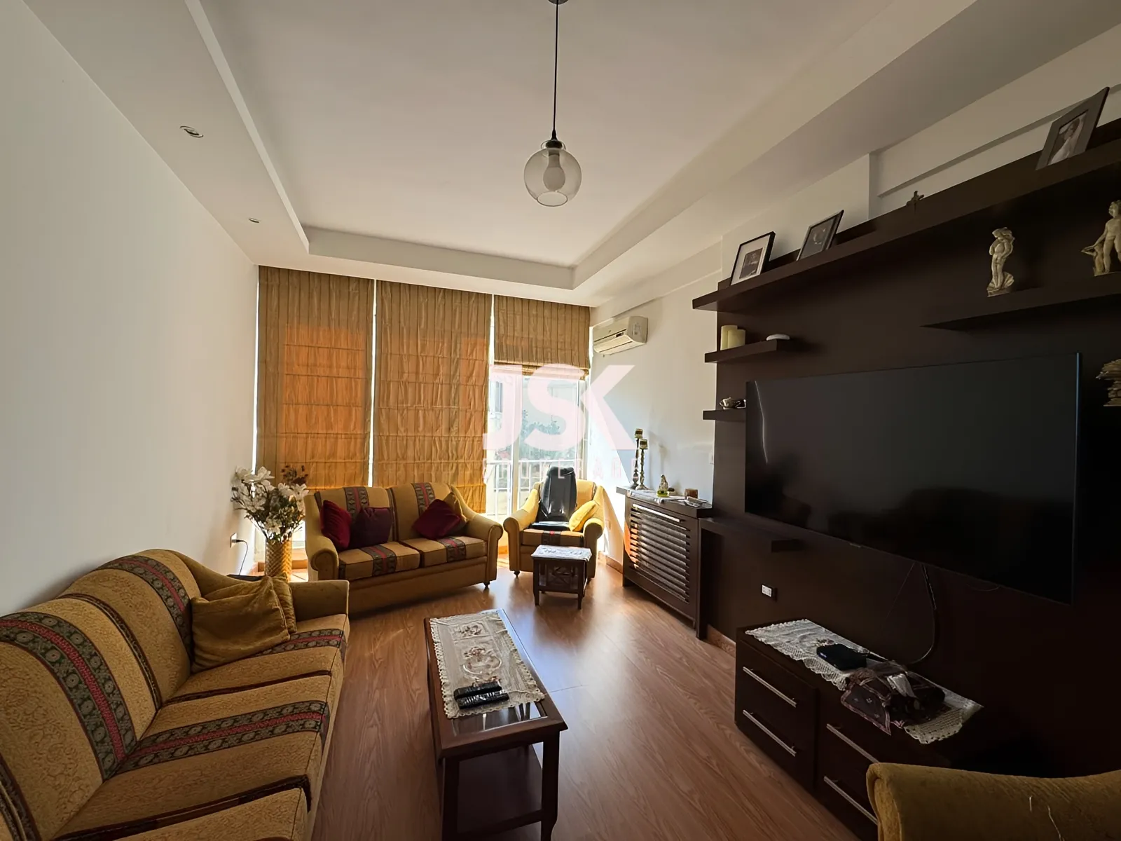 Apartment for Rent in Achrafieh - 2 bed, 2 bath