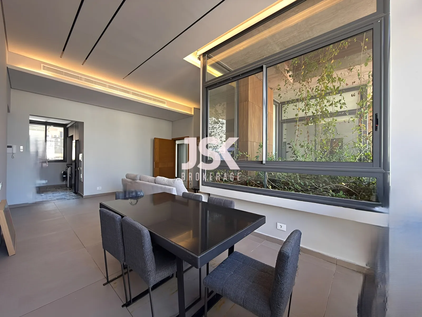 Loft for Sale in Achrafieh - 2 bed