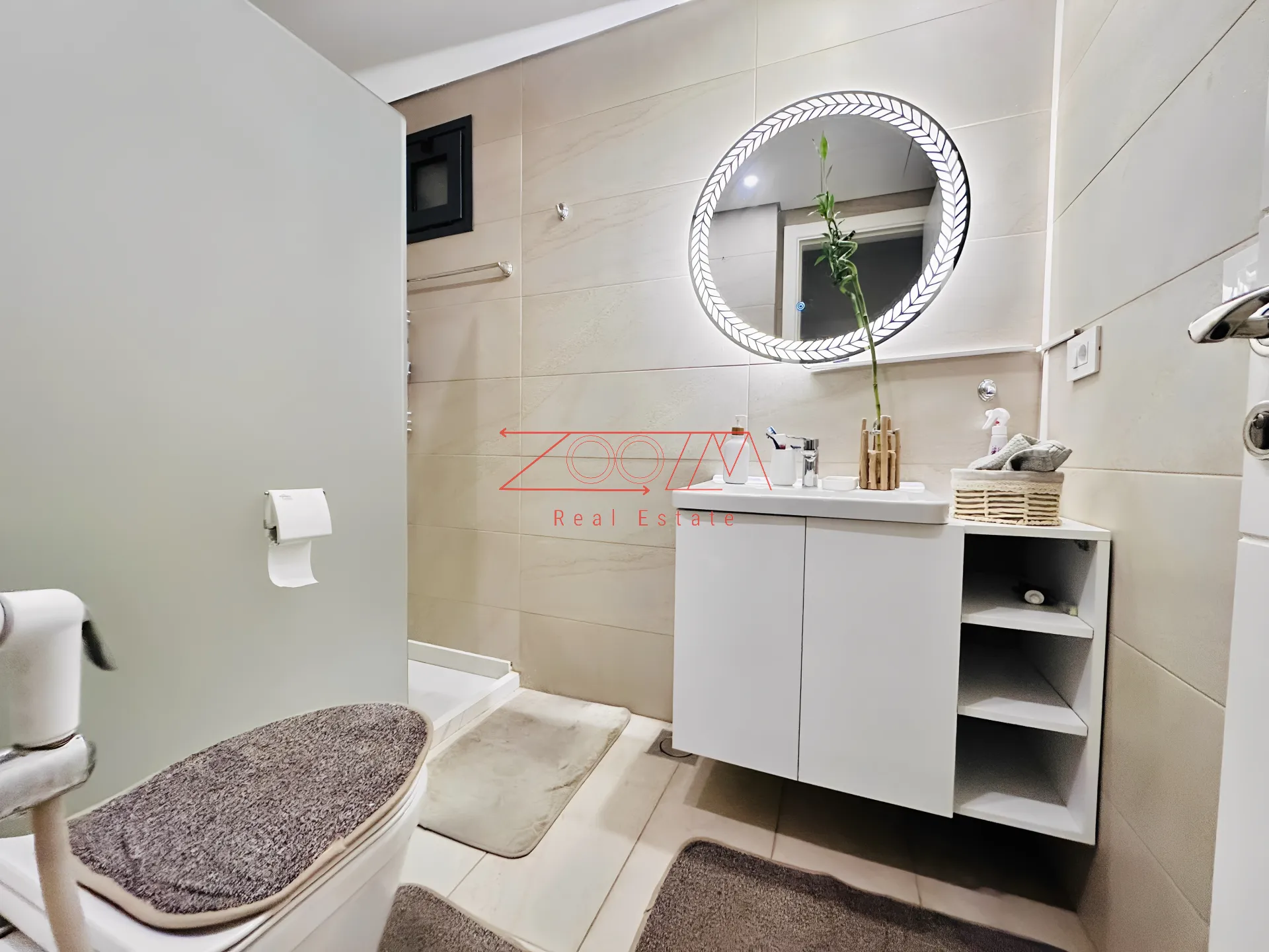 Apartment in Raoucheh, beirut, lebanon