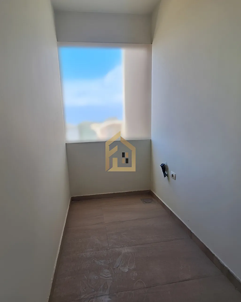 Apartment for sale in Zalqa, Lebanon - 3 bed, 3 bath