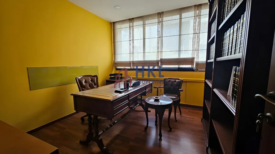 Office for rent in Gemmayzeh, Beirut, Lebanon