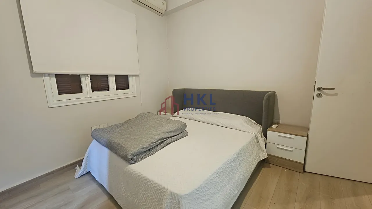Apartment for rent in Caree d'or, Achrafieh