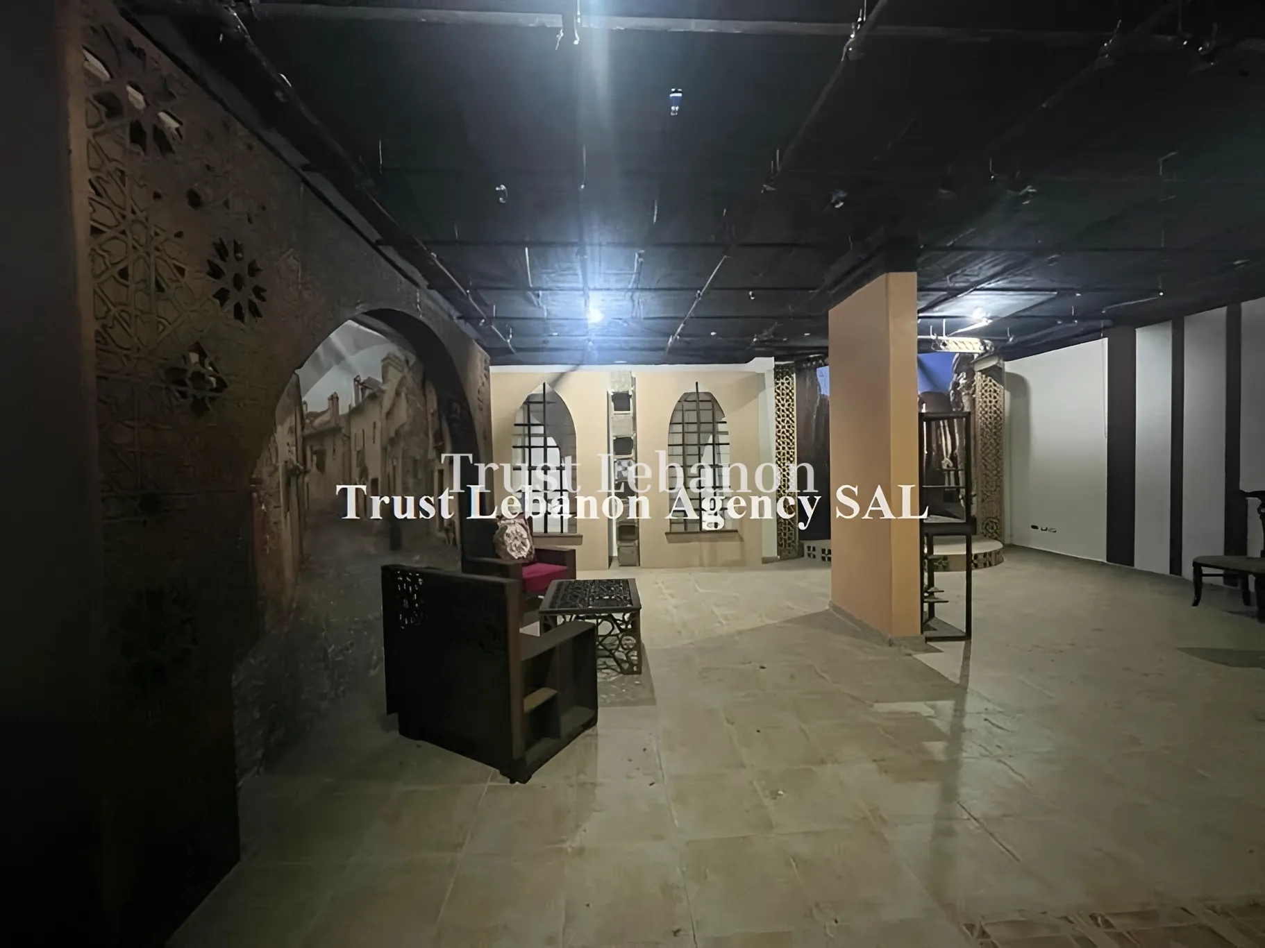 Warehouse for rent in Bsalim