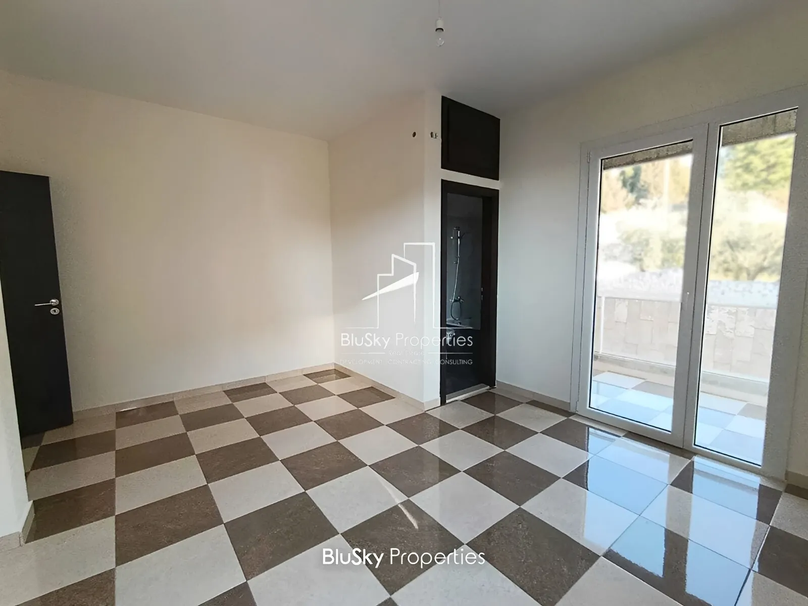 Apartment for Sale in Halat