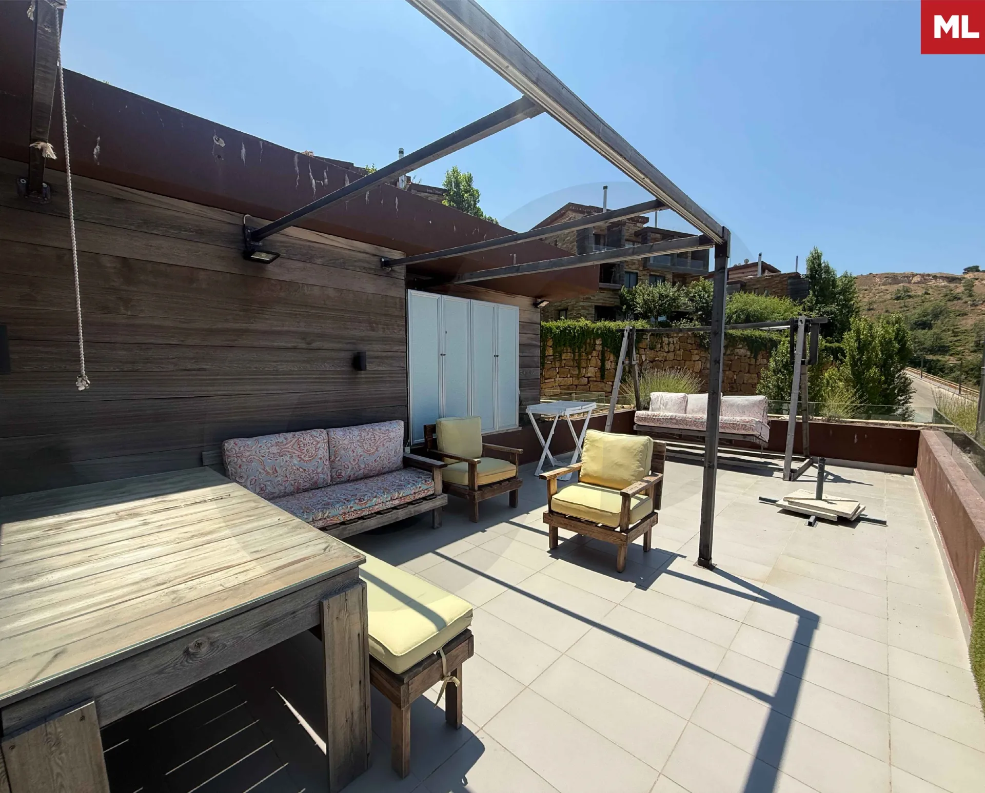 Chalet for Sale in Faqra - 1 bed, 2 bath