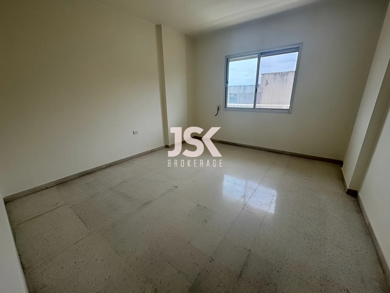 Apartment for Sale in Mar Elias