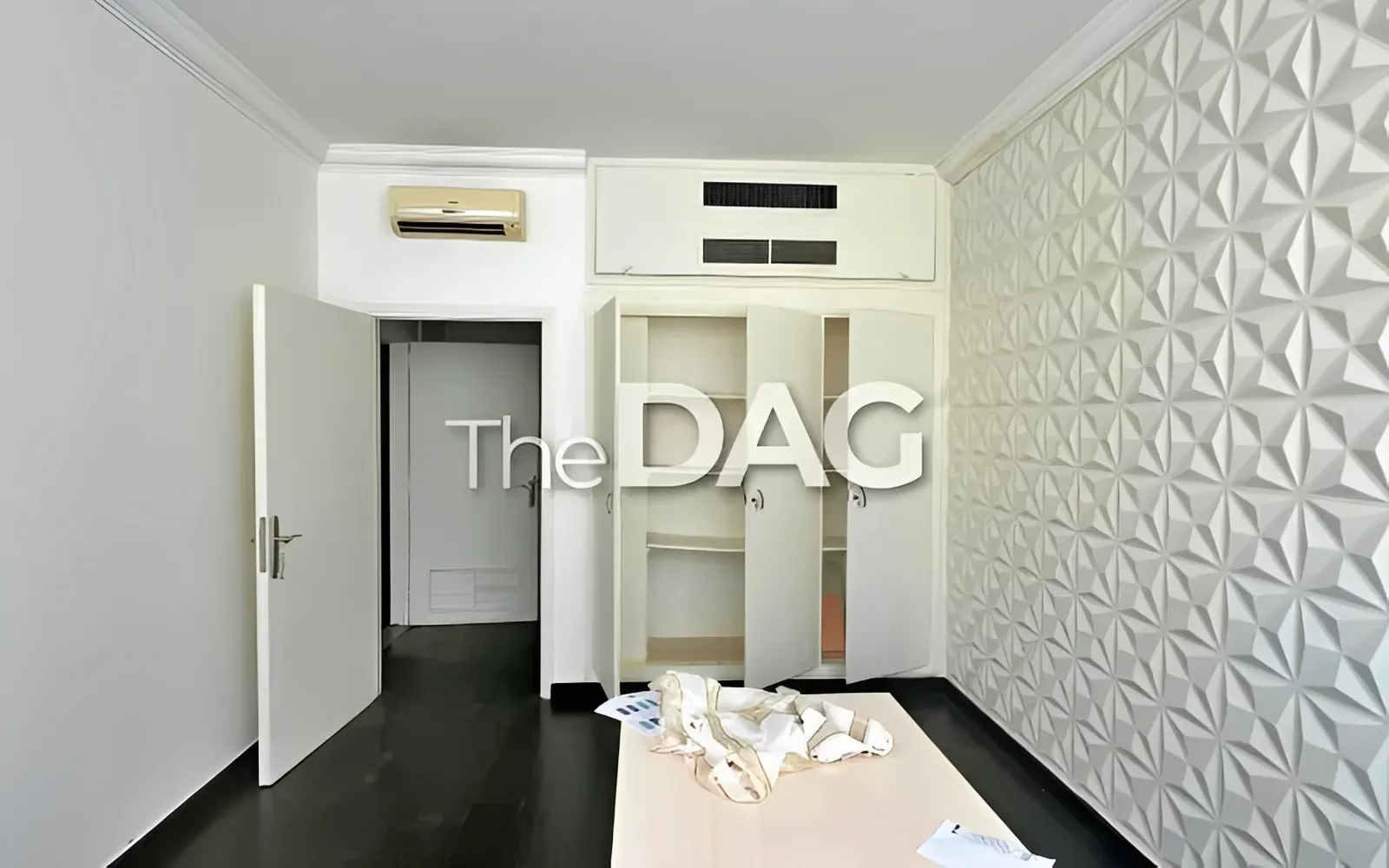 Office for rent in Badaro