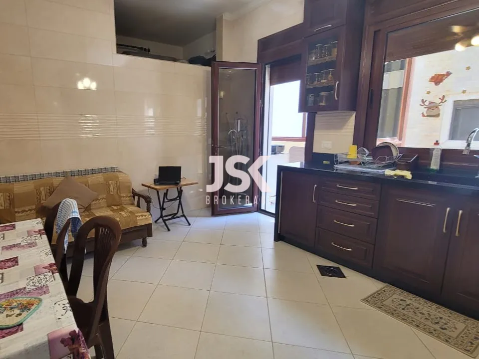 Building for Sale in Zahlé