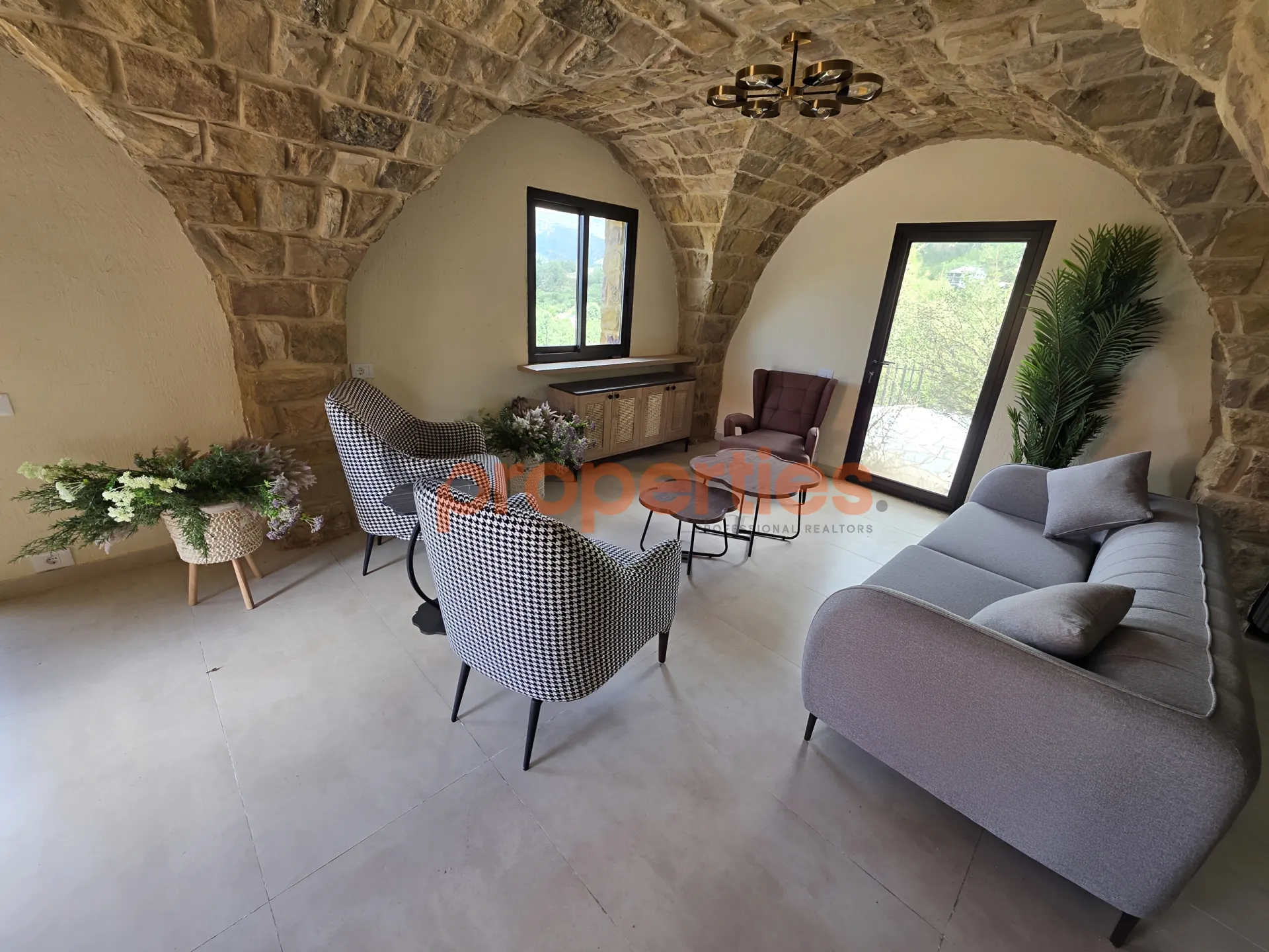 Villa for Sale in Baskinta