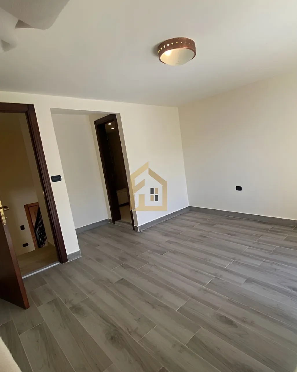 Chalet for sale in Faraiya, Lebanon