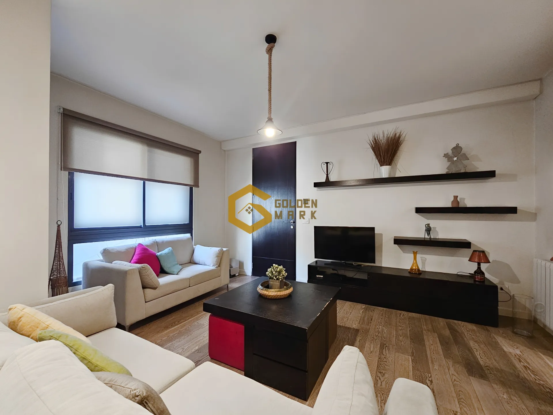 Apartment for Rent in Achrafieh, Beirut - 1 bed, 2 bath