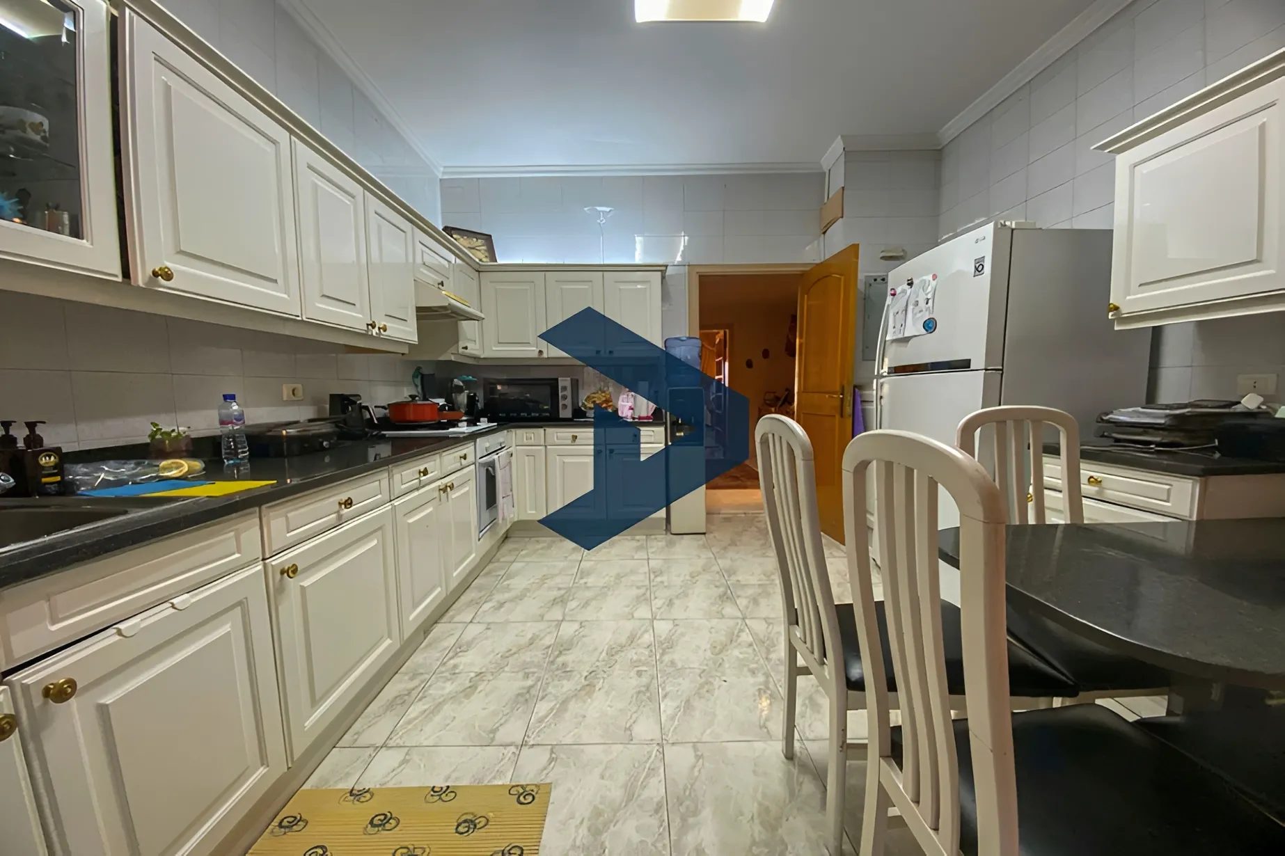 Apartment for sale in Hamra, Beirut, Lebanon