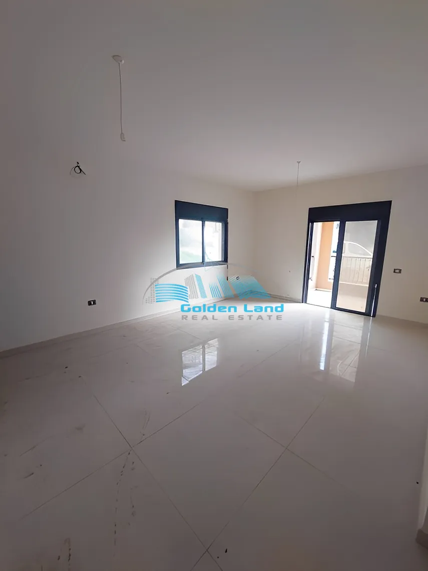 Apartment for Sale in Qornet El Hamra, Lebanon