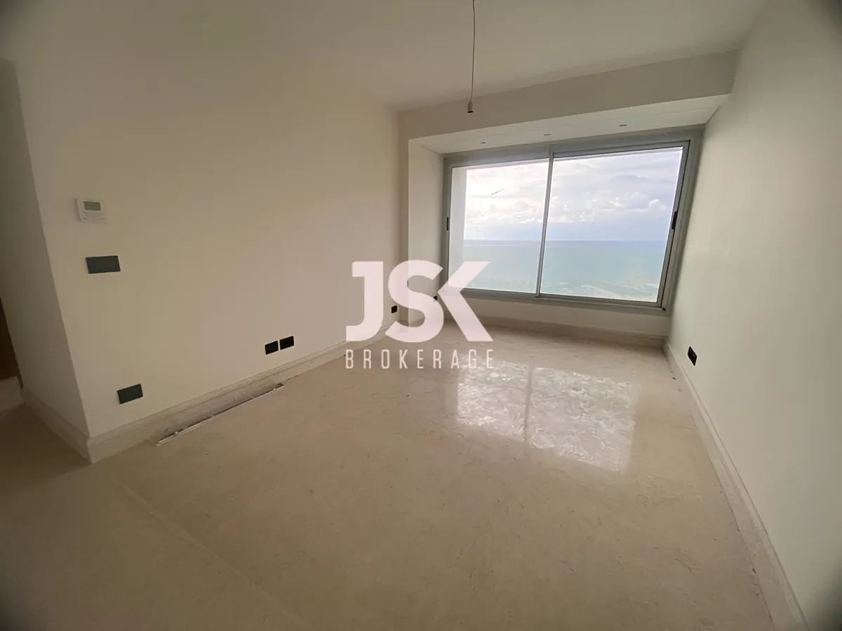 Apartment for Sale in Raoucheh, Beirut, Lebanon