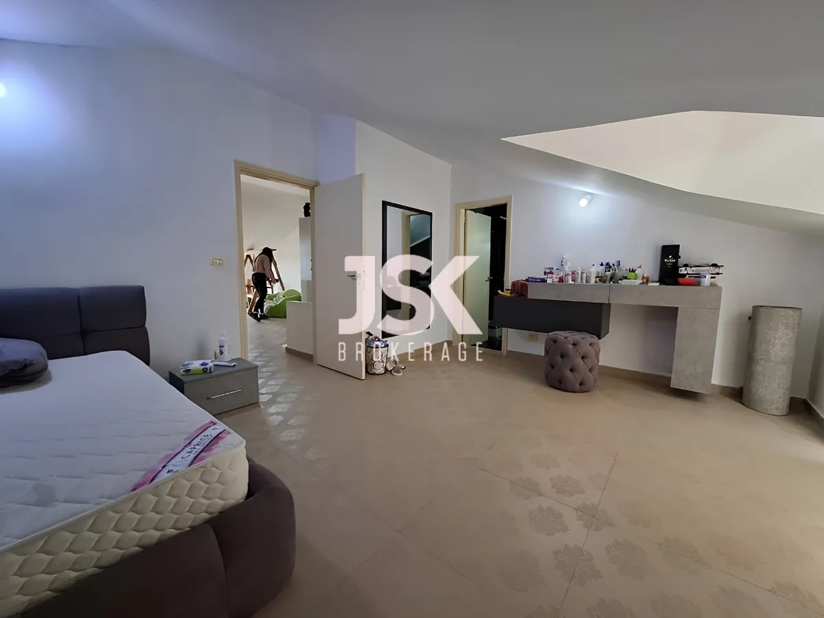 Duplex for Rent in Haret Sakher, Lebanon