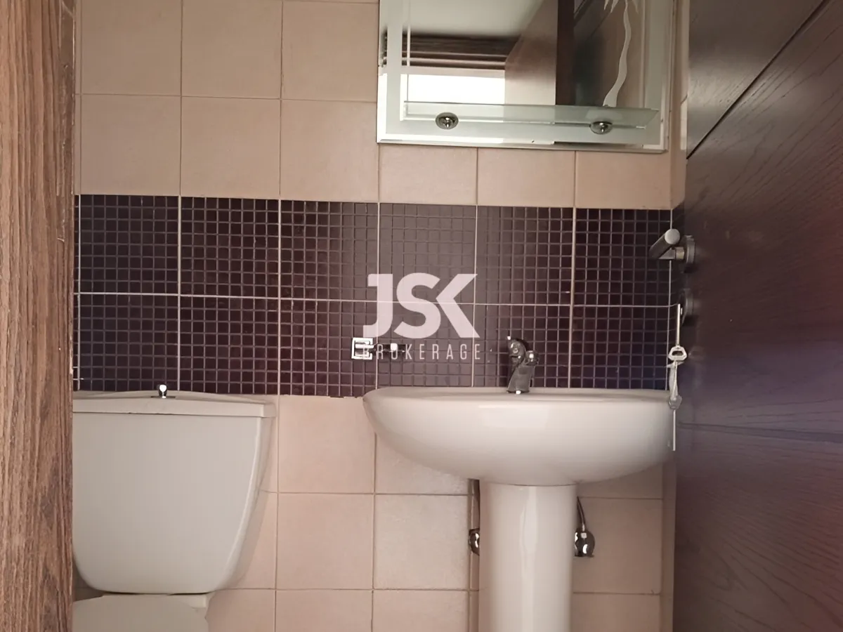 Apartment for Rent in Halat