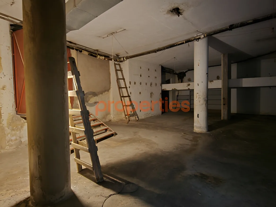 Shop for Sale in Forn El Chebbak