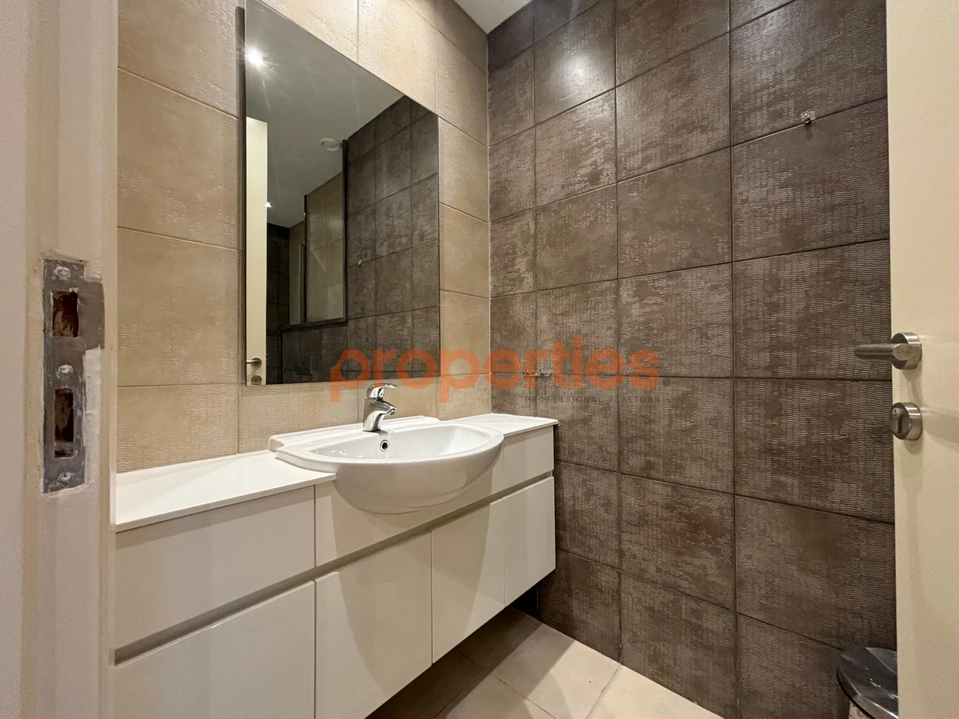 Apartment for Rent in Achrafieh