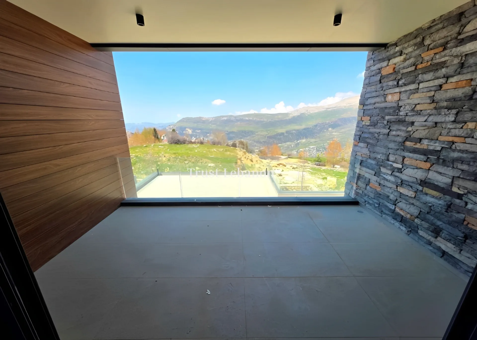 Chalet for sale in Zaarour, Lebanon, Lebanon - 2 bed, 4 bath
