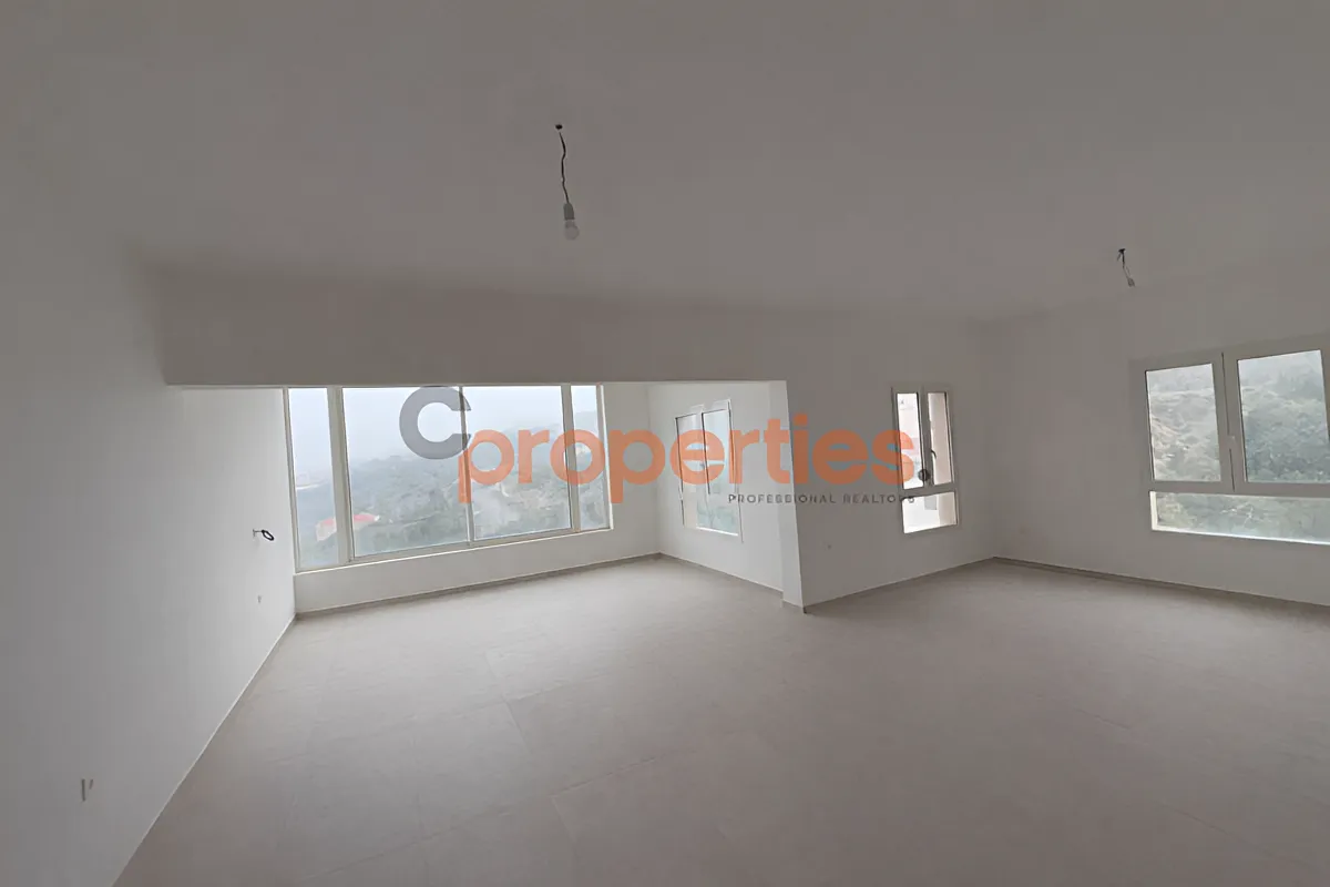 Apartment for Sale in Batroun - 3 bed, 4 bath