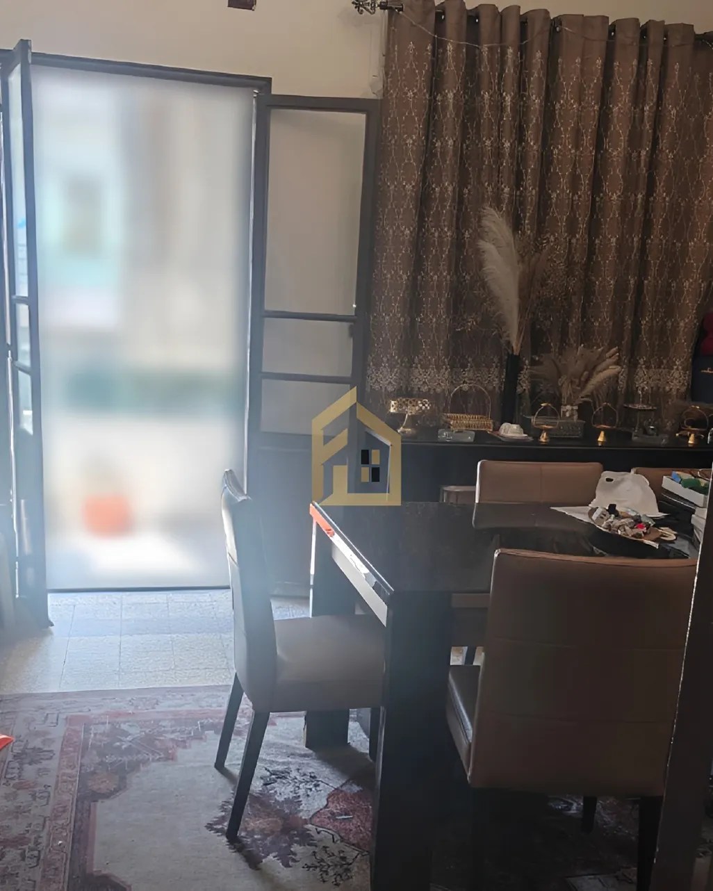 Apartment for sale in Hamra, Beirut, Lebanon - 2 bed, 1 bath