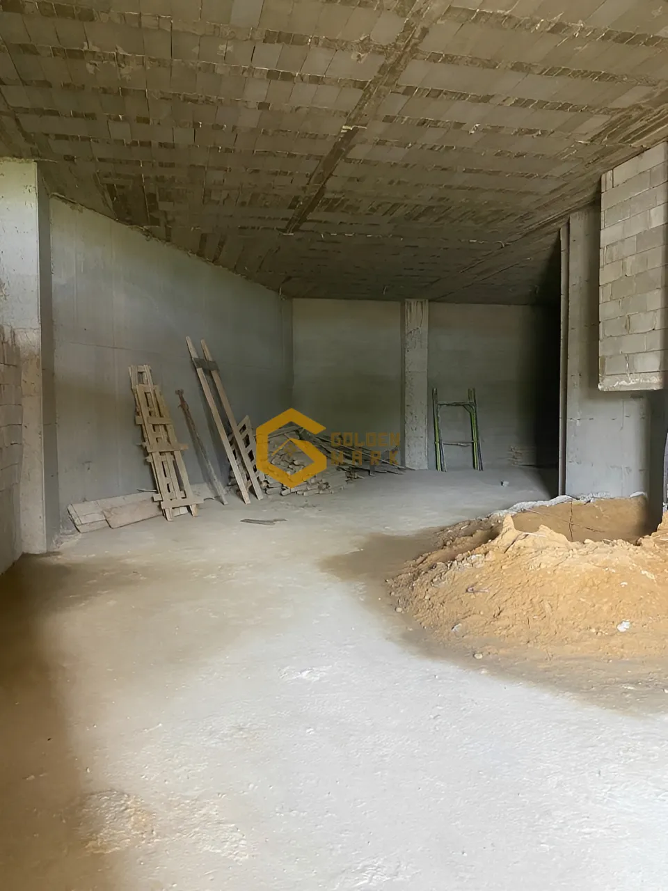 Warehouse for sale in Ghadras