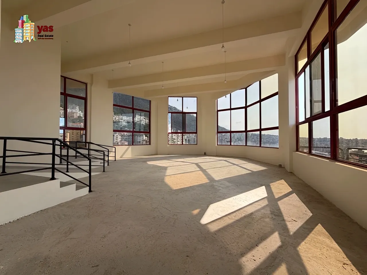 Showroom for Rent in Jounieh