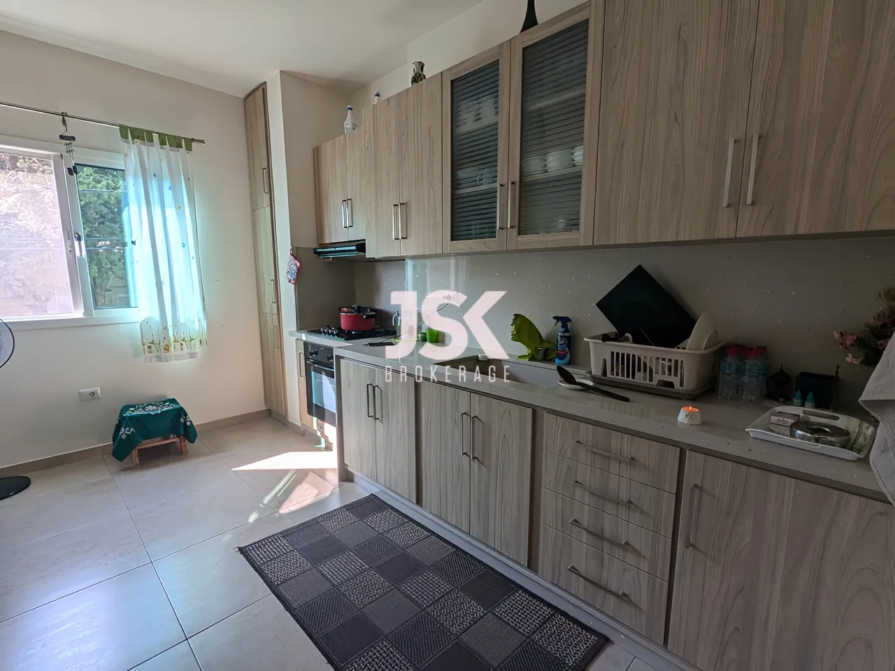 Apartment for Rent in Aamchit