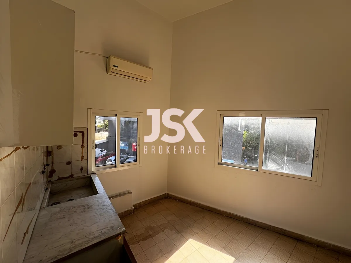 Office for rent in Baabda