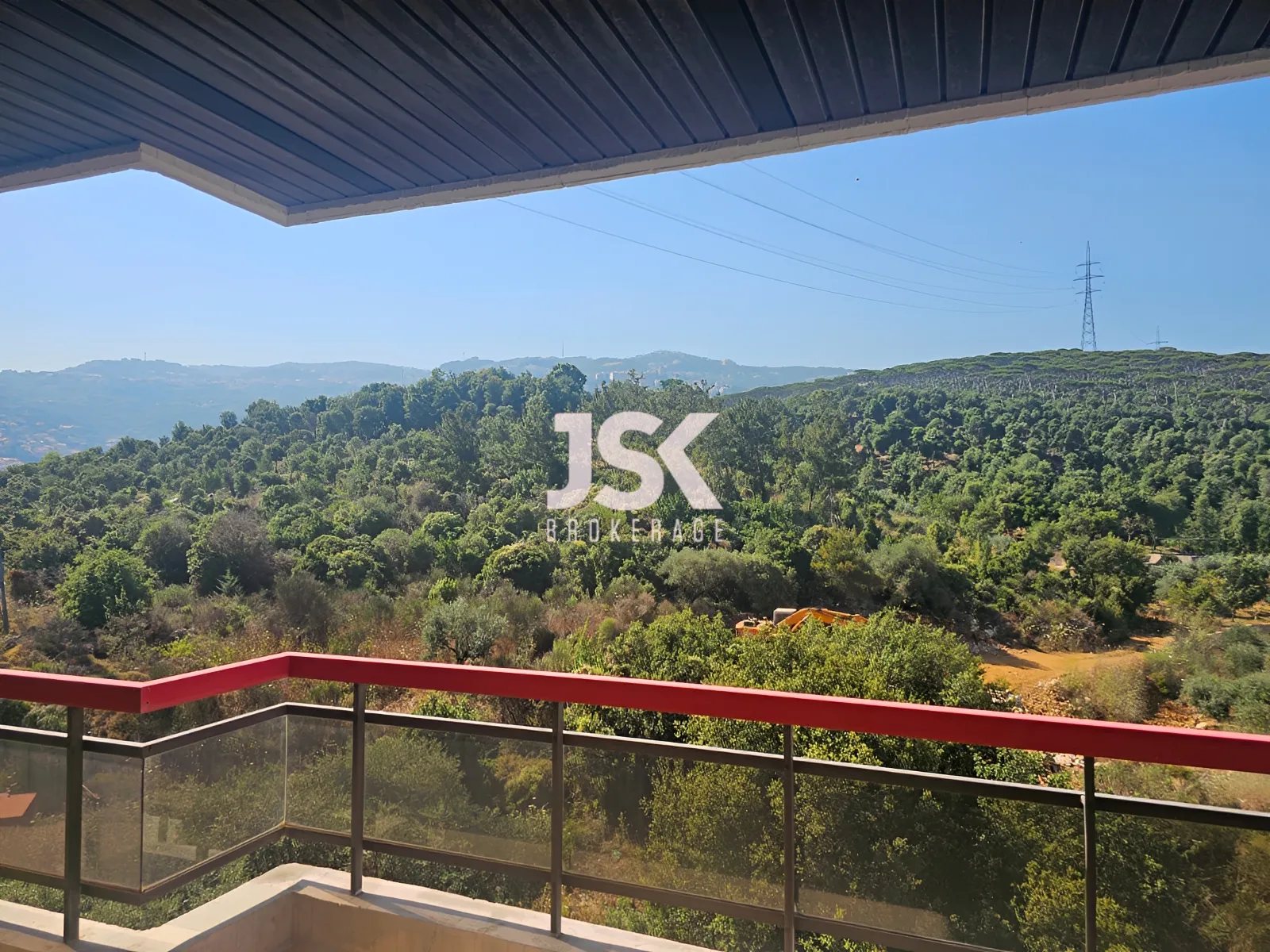 Apartment for Sale in Qornet El Hamra