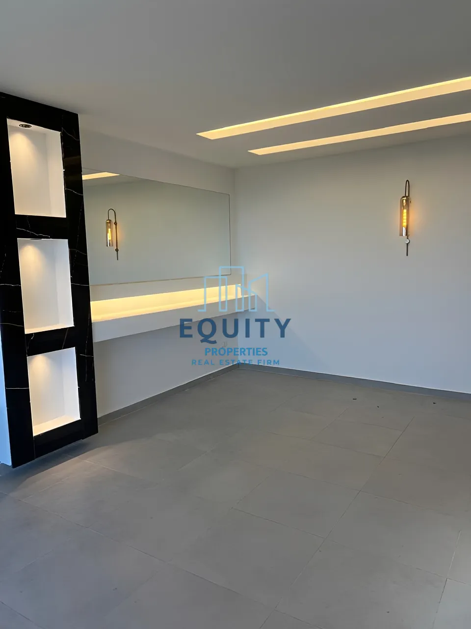 Apartment for Sale in Zakrit - 2 bed, 2 bath