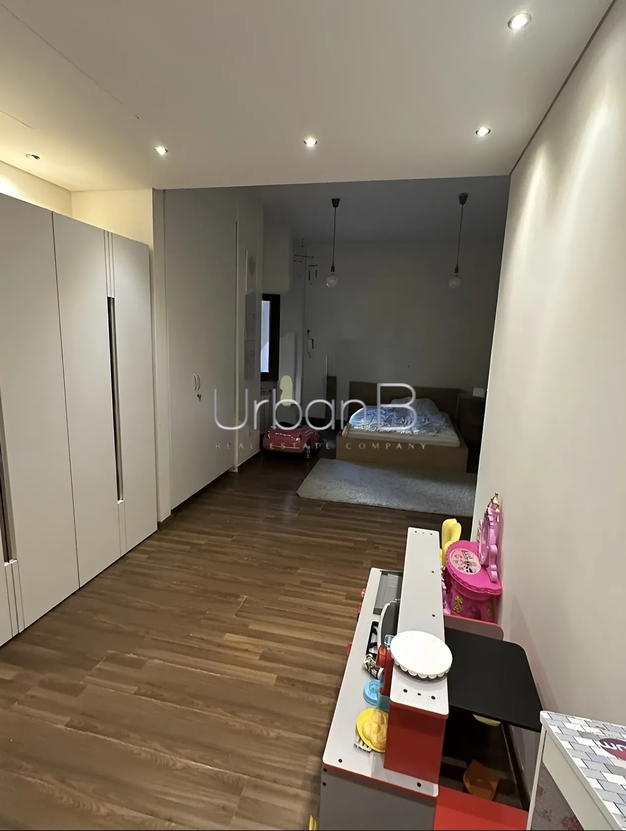 Apartment for rent in Sursock, beirut, lebanon