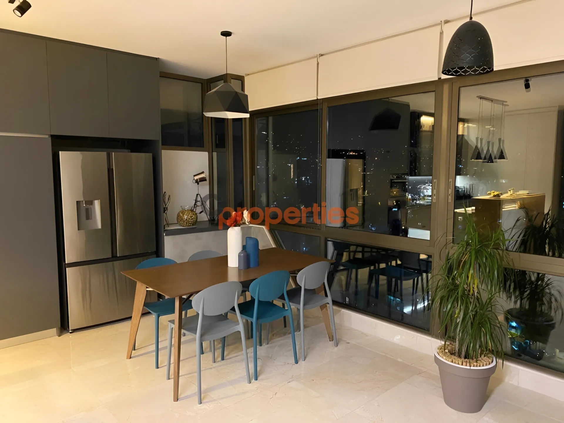 Apartment for Sale in Geitawi - 3 bed, 3 bath