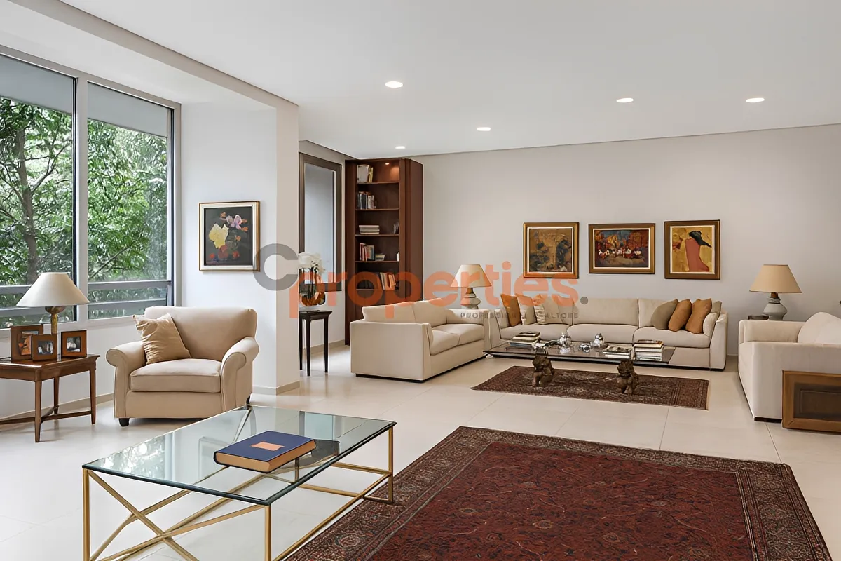 Apartment for Sale in Achrafieh - 3 bed, 4 bath