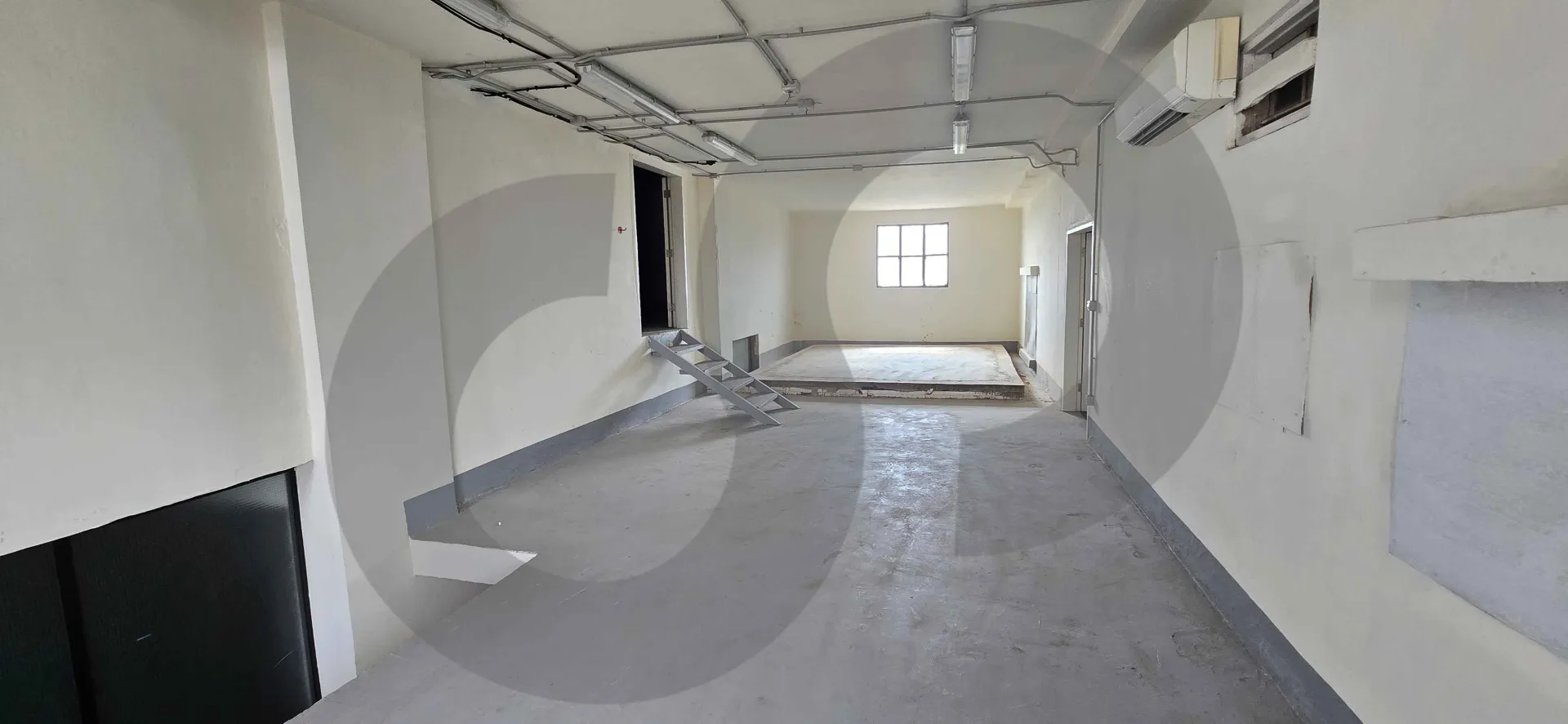 Warehouse for Sale in Baabda