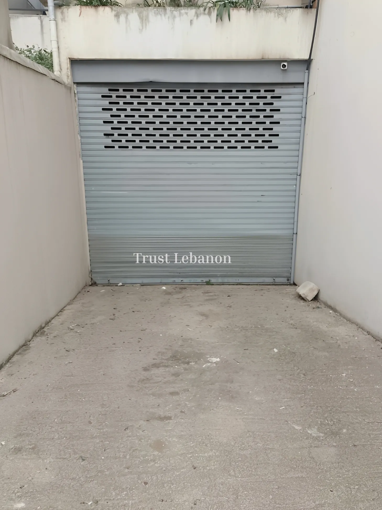 Warehouse for rent in Antelias, Lebanon
