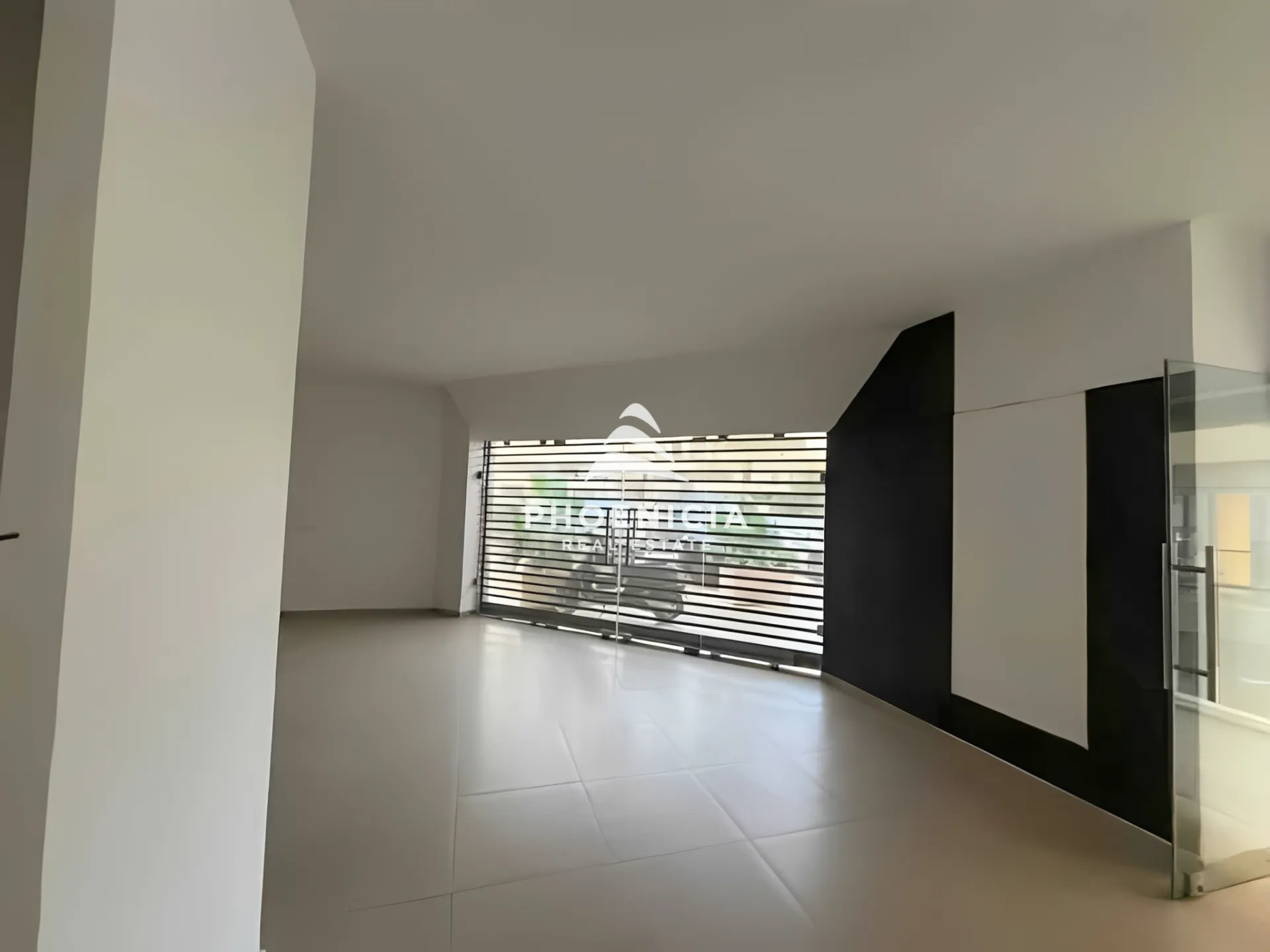 Shop for sale in Amchit Main Rd، Aamchit, Lebanon