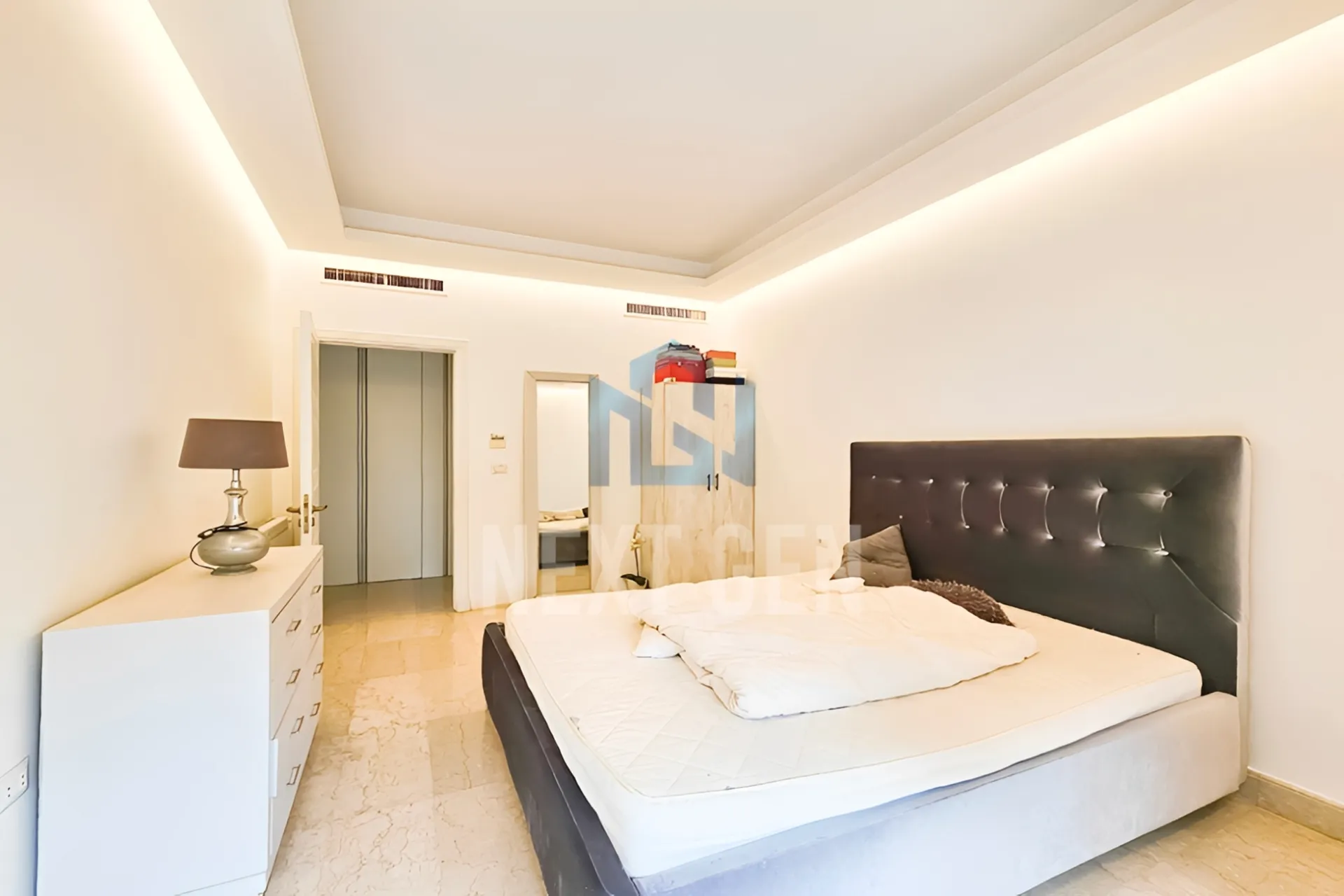 Apartment for rent in Raoucheh, Beirut, Lebanon