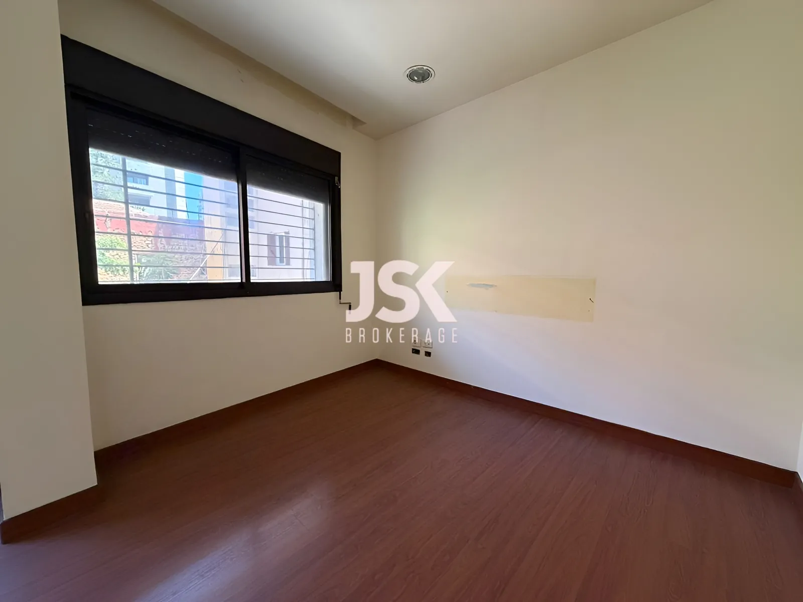 Office for Rent in Achrafieh