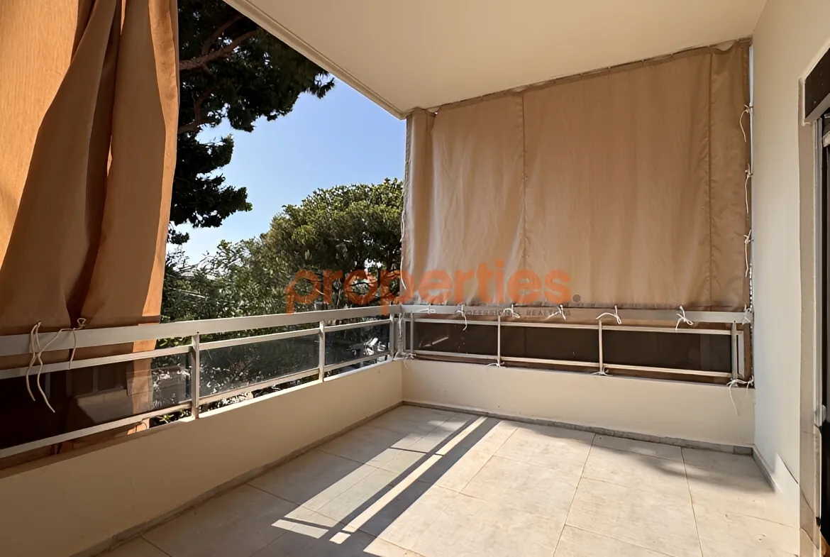 Apartment for Sale in Aaoukar - 3 bath