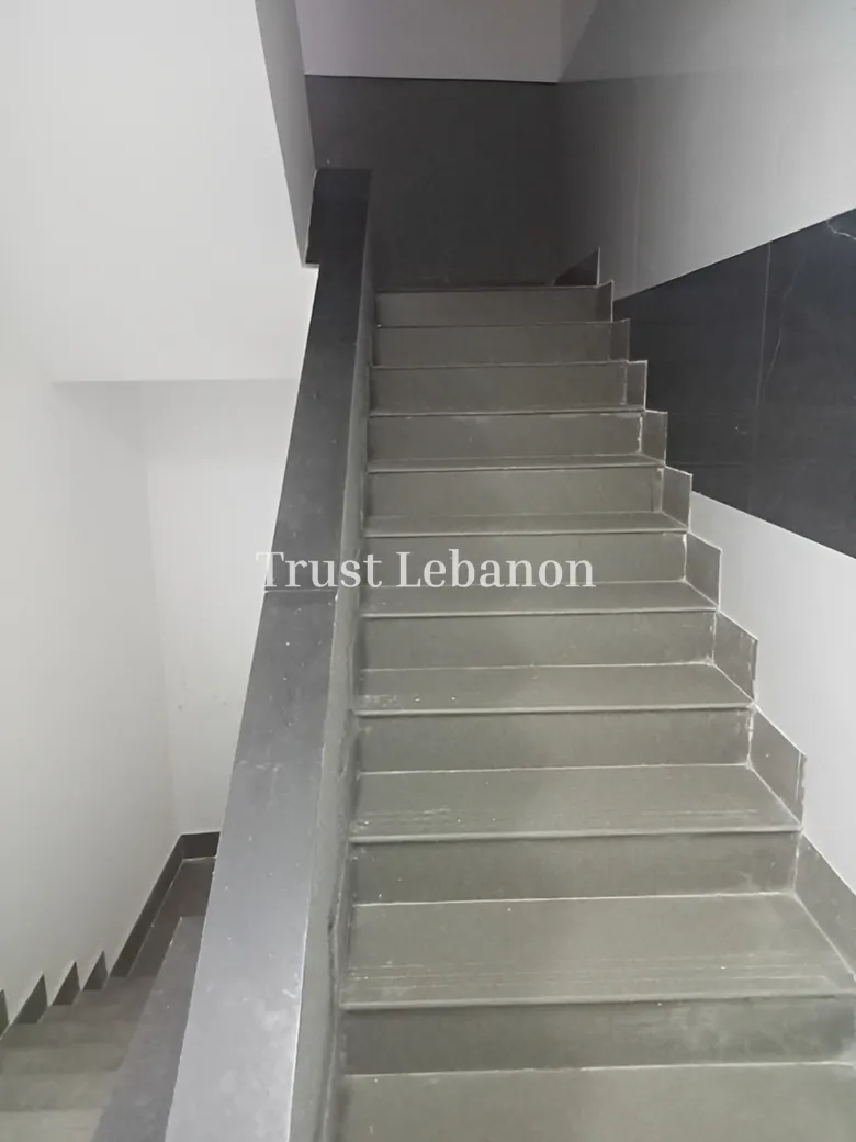 Office for rent in Hadath, Lebanon